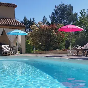 https://villa-mylena.fr-provencehotel.com